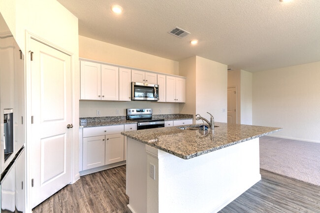 Foto del edificio - 19507 Cloudy Bay Dr