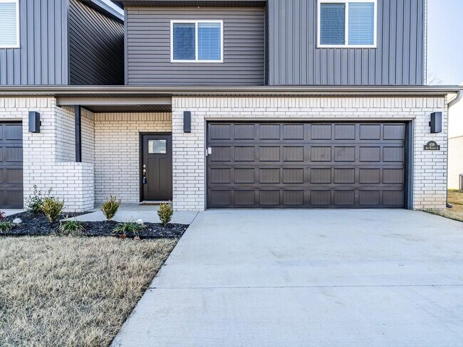 Foto del edificio - 659 Sun Meadow Dr