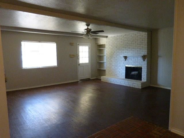 Building Photo - 15785 El Estado Dr