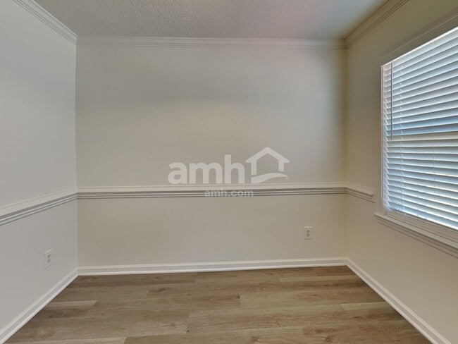 Building Photo - 1407 Hyalyn Ct