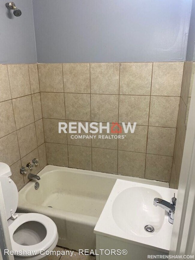 2 br, 1 bath House 1037 Whitehaven Ln House for Rent in Memphis, TN