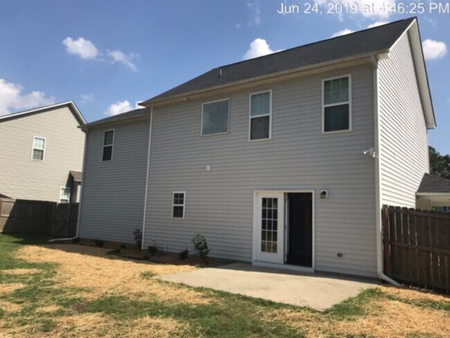 Building Photo - 5426 Hickory Knoll Rd