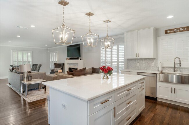 Foto del edificio - 6116 St Moritz Ave