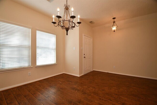 Foto del edificio - 2351 Morgan Ridge Ln