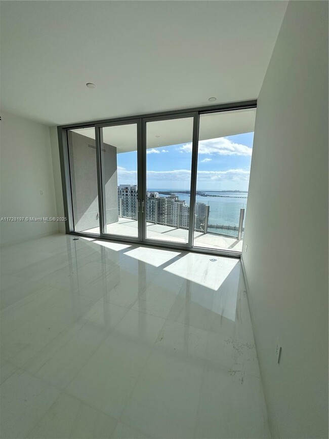 Foto del edificio - 300 Biscayne Blvd Way