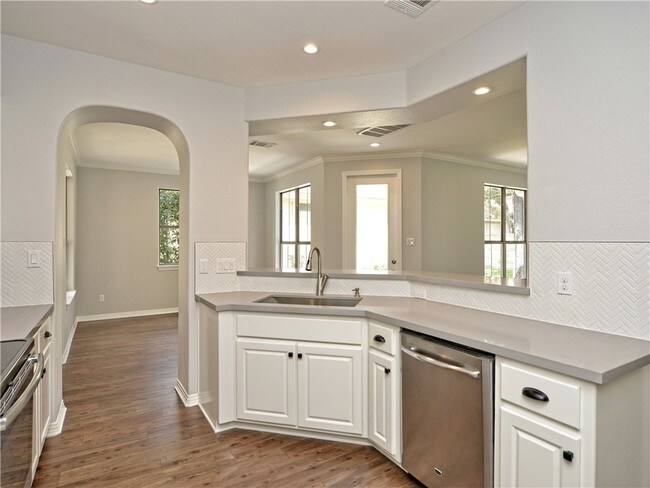 Building Photo - 11603 Ladera Vista Dr