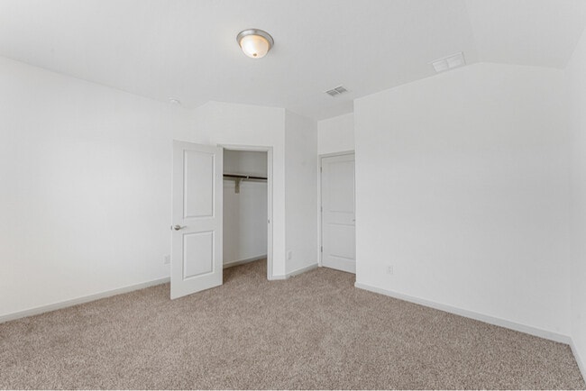 Photo - 7536 Briarwood Pass Apartment