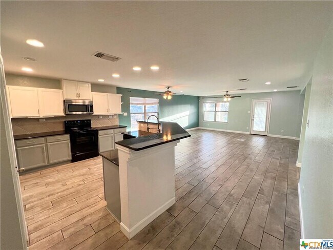 Building Photo - 1442 Jordan Crossing