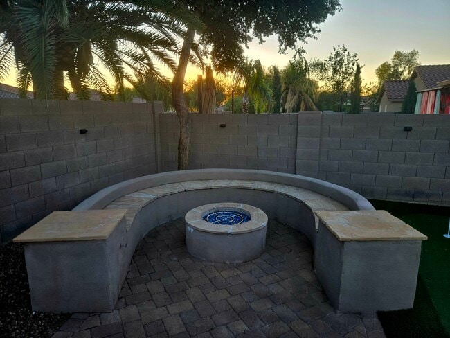 Building Photo - 3021 W Blue Sky Dr