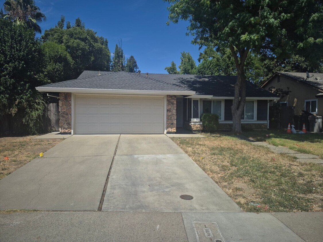 Photo - 1157 Socorro Way^^