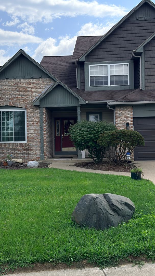 Building Photo - 5 S Brookfield Dr