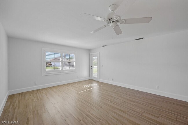 Foto del edificio - 531 109th Ave N