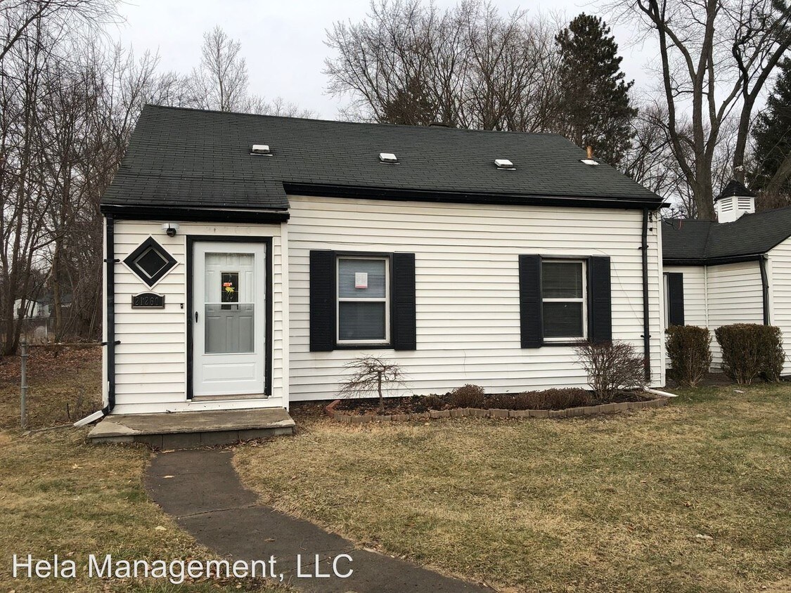 Primary Photo - 3 br, 1 bath House - 21260 8 1/2 Mile Rd.