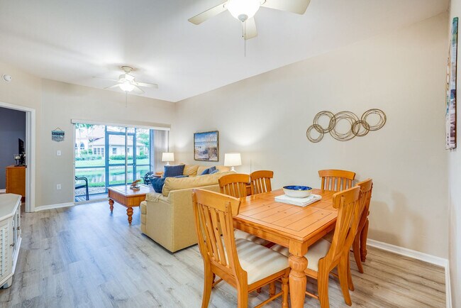 Foto del edificio - 15430 Bellamar Cir