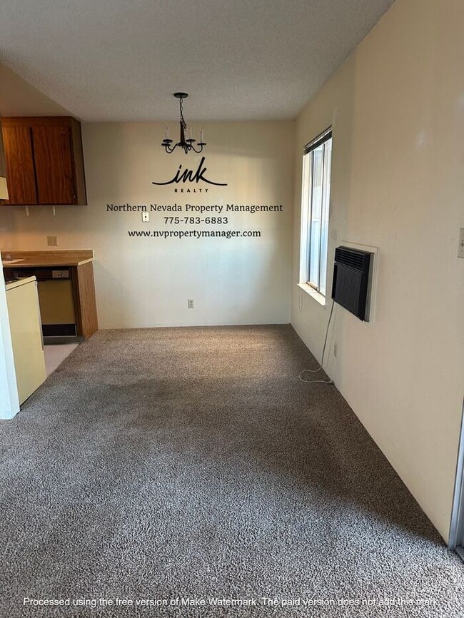 Foto del edificio - One Bedroom/One Bath Condo in Carson for Rent