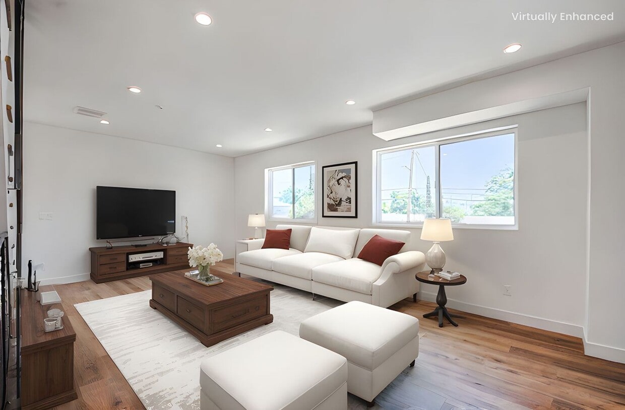 Foto principal - 6453 Troost Ave