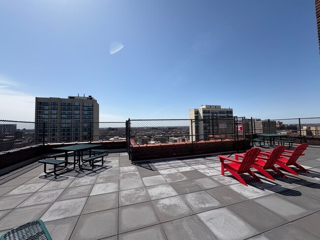 Interior Photo - 2738 N. Pine Grove