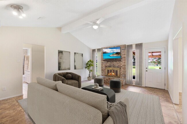 Foto del edificio - 10314 Paintbrush Ln