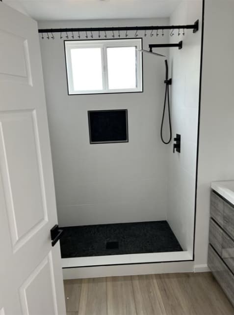 Foto del edificio - 3837 W 110th St