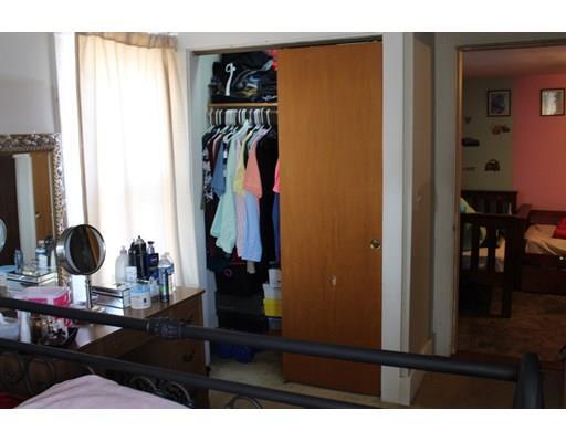 Building Photo - 292 Main St