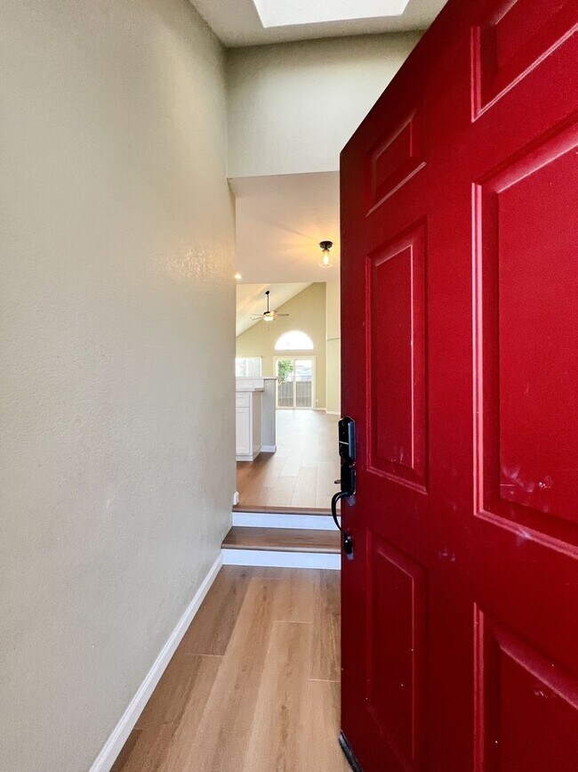 Foto del edificio - Updated Three Bedroom Home in the Heart of Napa