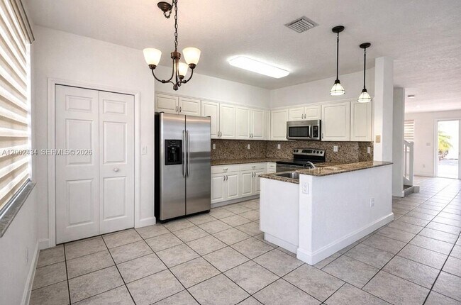 Foto del edificio - 10911 NW 79th St