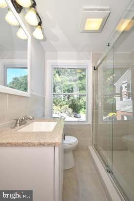 Foto del edificio - 3413 Moultree Pl