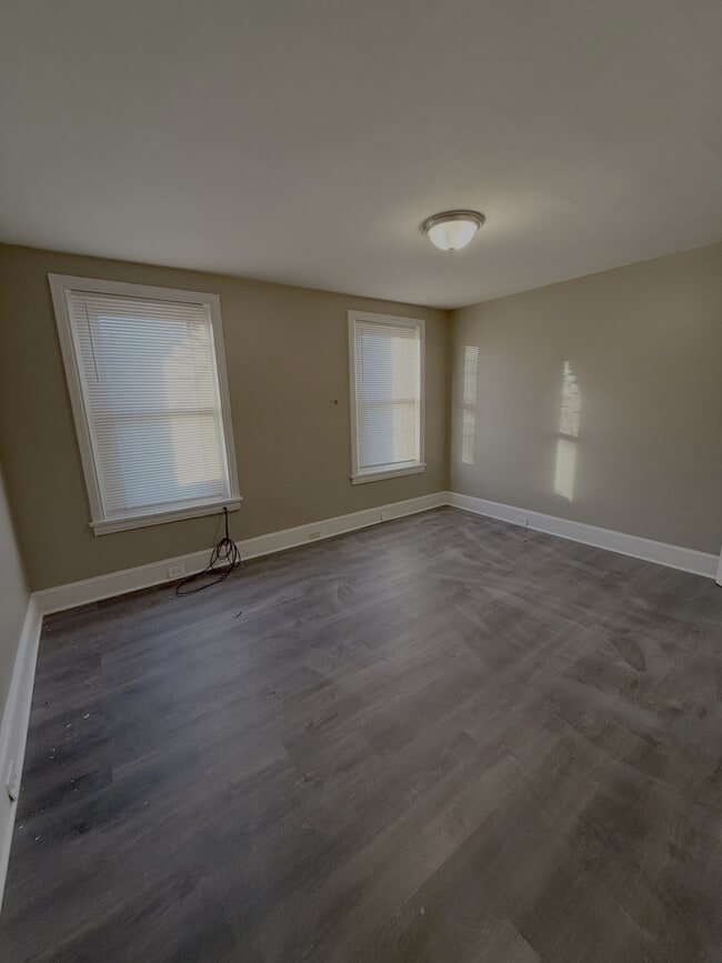 Foto del edificio - 304 Porter St