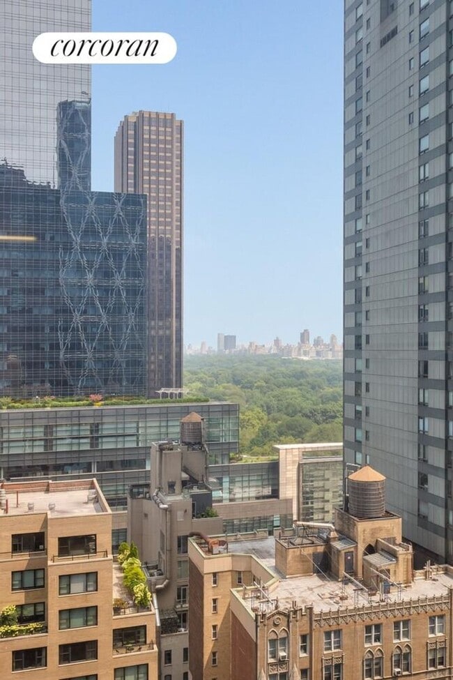 Building Photo - 322 W 57th St
