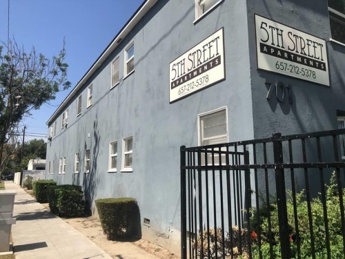 Foto del edificio - Fifth Street Apartments