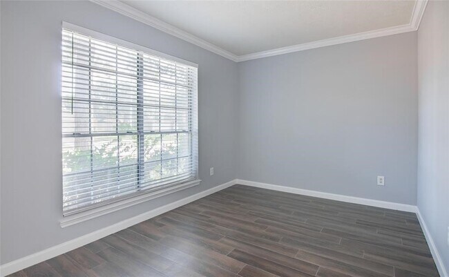 Foto del edificio - 7231 Brockington Dr