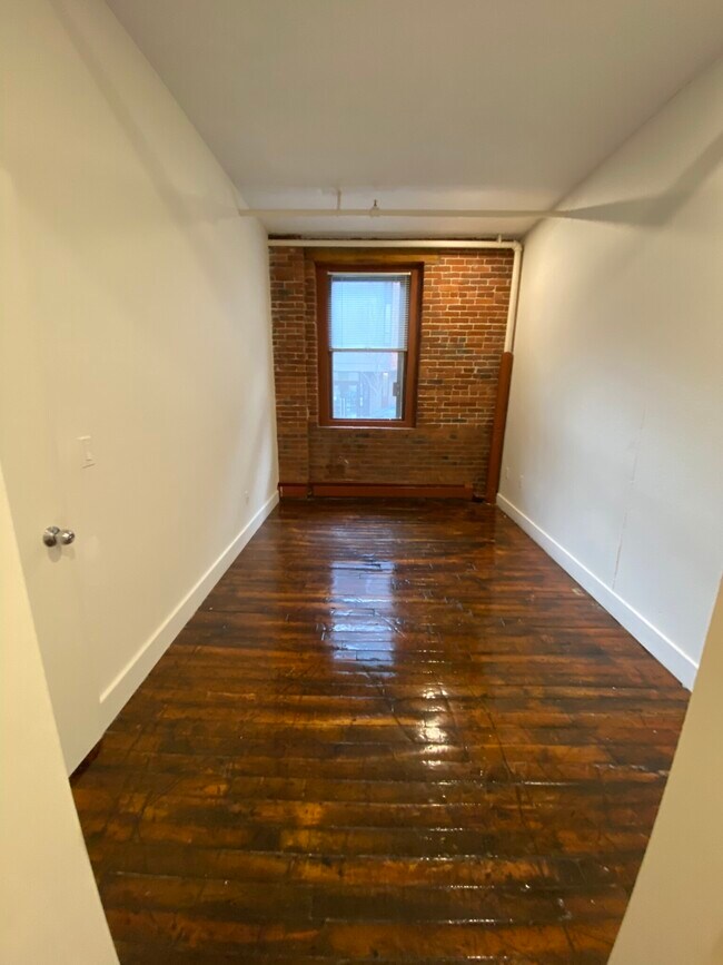 Building Photo - 800 Tremont St