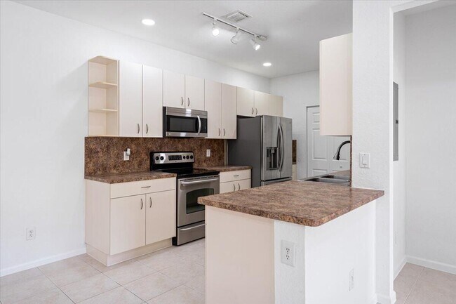 Foto del edificio - 3561 Forest Hill Blvd