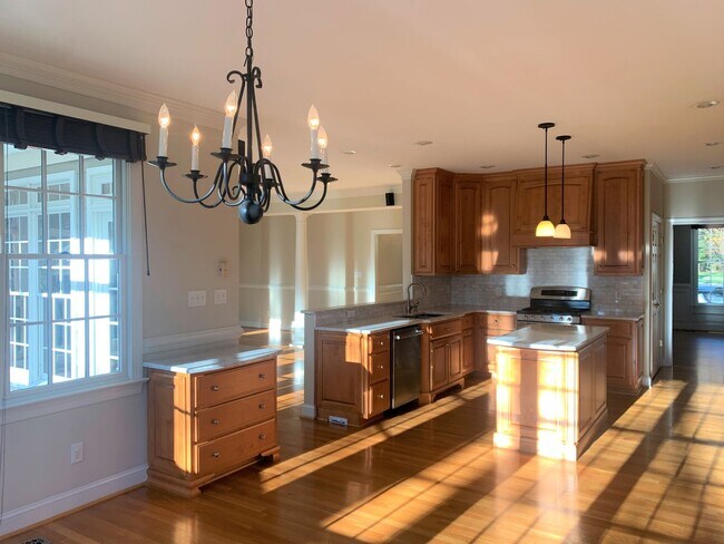 Foto del edificio - 101 Westbury, Williamsburg, VA  23188