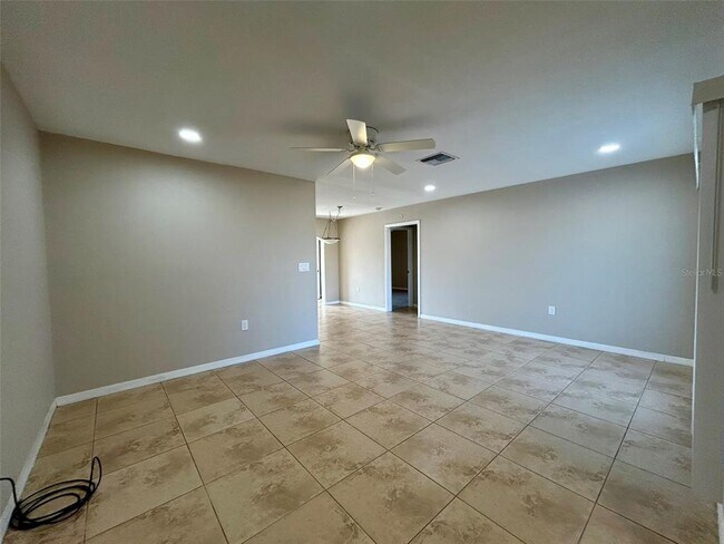 Foto del edificio - 22157 New York Ave