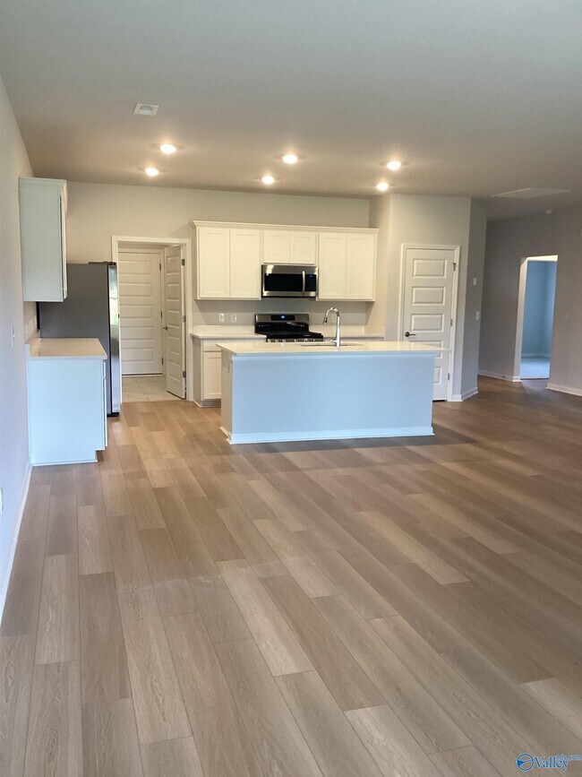 Foto del edificio - 229 Paca Ln