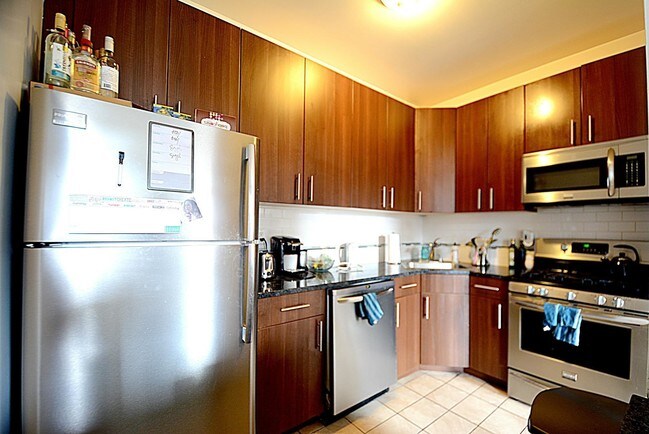 Foto del edificio - 469 Columbus Ave