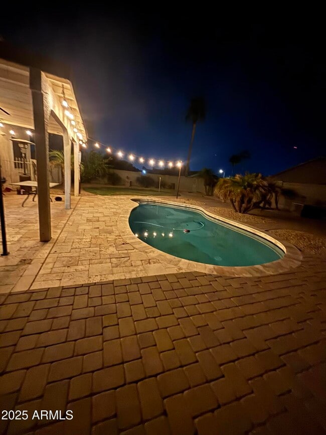 Foto del edificio - 16225 W Mesquite Dr