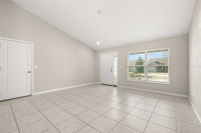 Foto del edificio - 284 Reese Ct