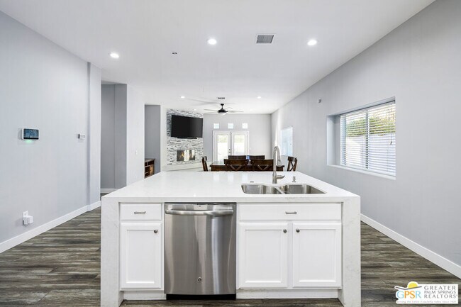 Building Photo - 67245 Medano Rd