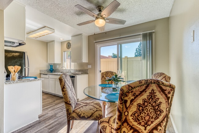 Foto del edificio - Canyon Club Apartments