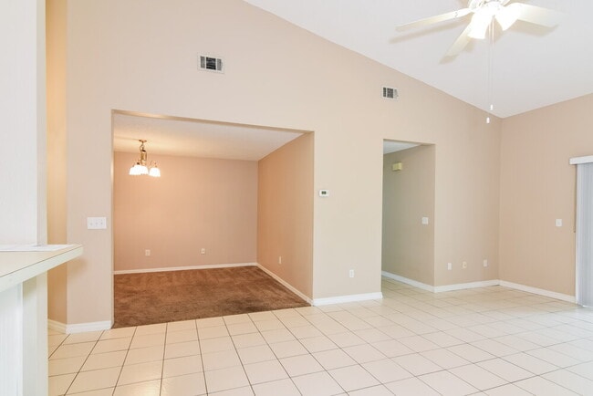Building Photo - 2526 Wrencrest Cir