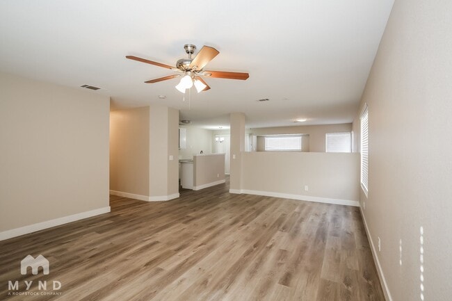 Foto del edificio - 2704 Exulted Valley Ave