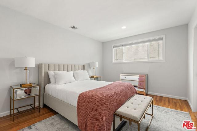 Foto del edificio - 419 S Almont Dr