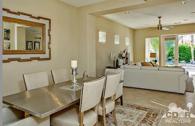 Foto del edificio - 1 Picasso Ct