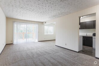2BR, 1BA - 1,000SF - Fox Run Apartments
