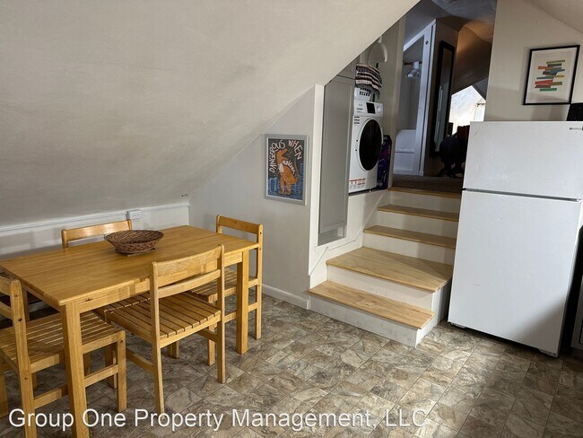 Building Photo - 1 br, 1 bath House - 708 W. O'Farrell - Lo...