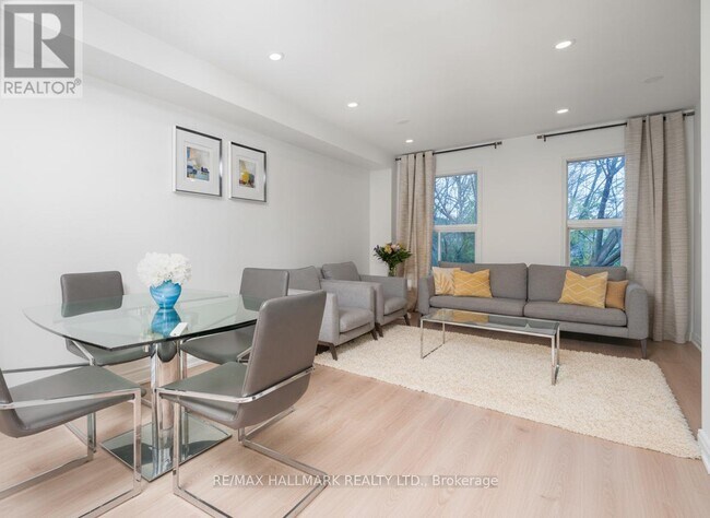 Photo du bâtiment - 95 Weldrick Rd E