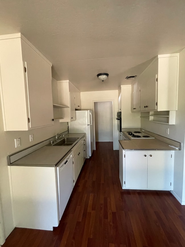 Building Photo - Charming 3 Bedroom Home Near Downtown Davis