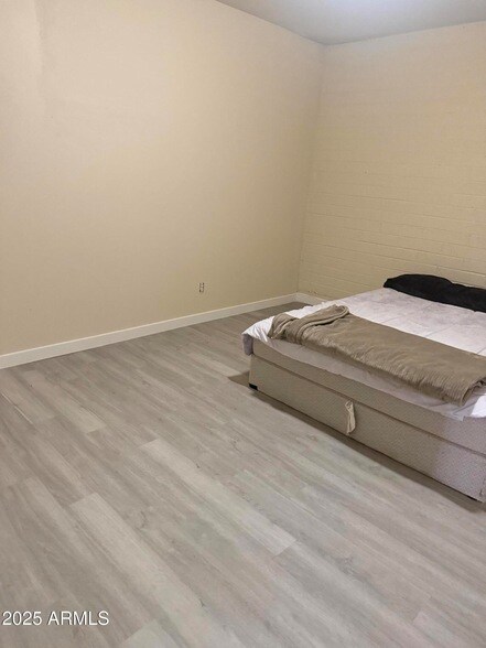 Foto del edificio - 112 W Martin Luther King Jr St